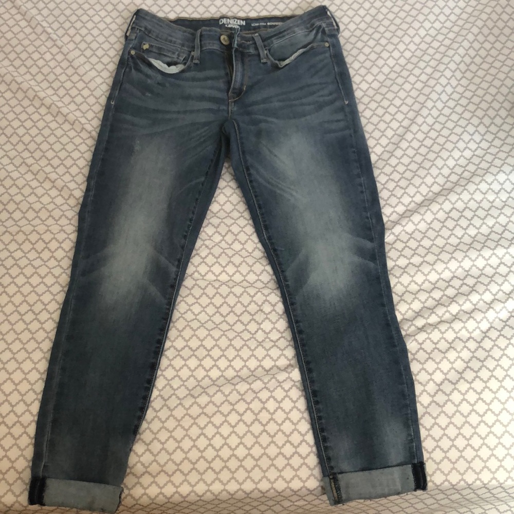DENIZEN from LEVI’S size 5 Low-Rise Boyfriend Jean